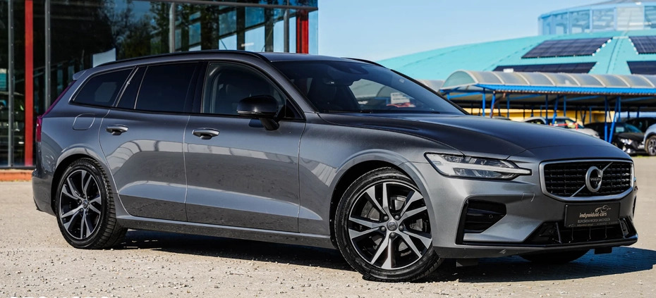 Volvo V60 cena 98900 przebieg: 157000, rok produkcji 2019 z Zalewo małe 781